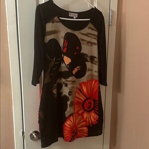 Multicolor Dress with Bold Floral Pattern, 3/4 sleeves, fleece material